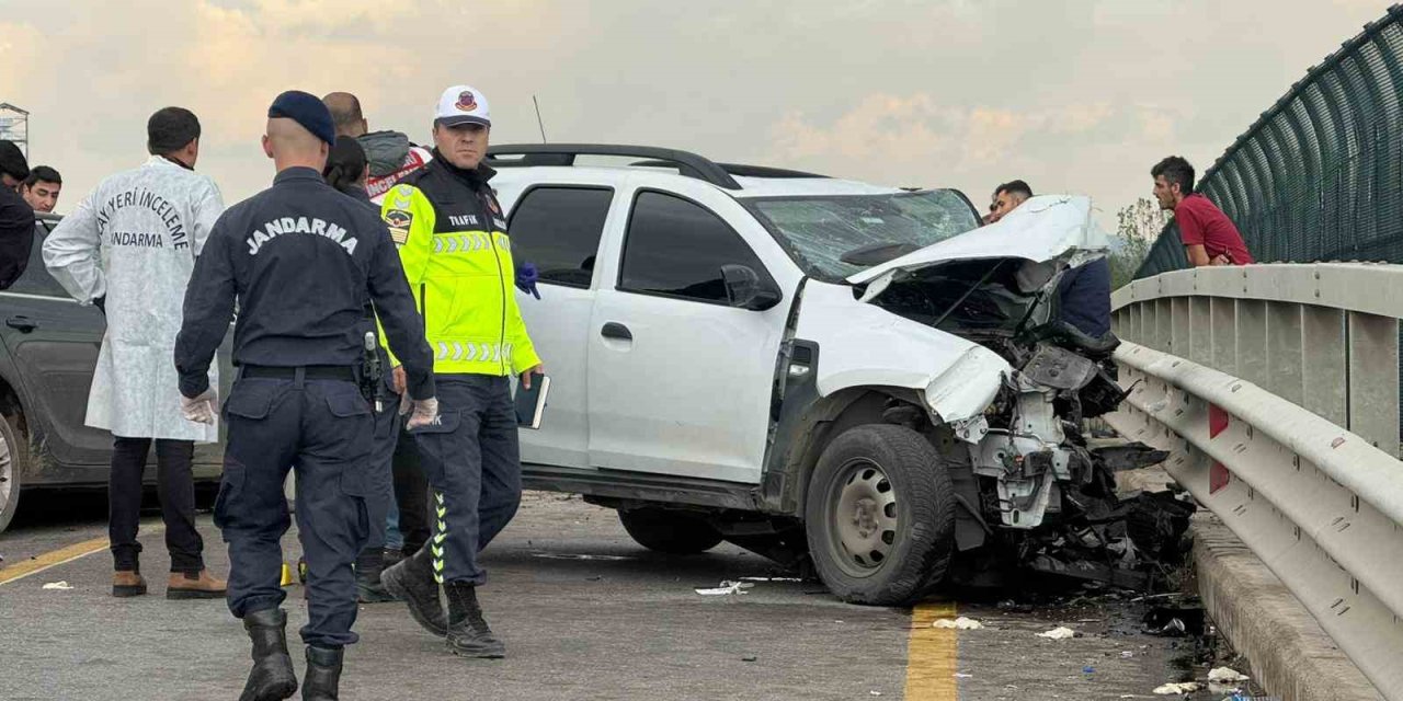 Otoyol Üzerindeki Köprüde Feci Kaza: Göreve Giden 2 Jandarma Şehit Oldu