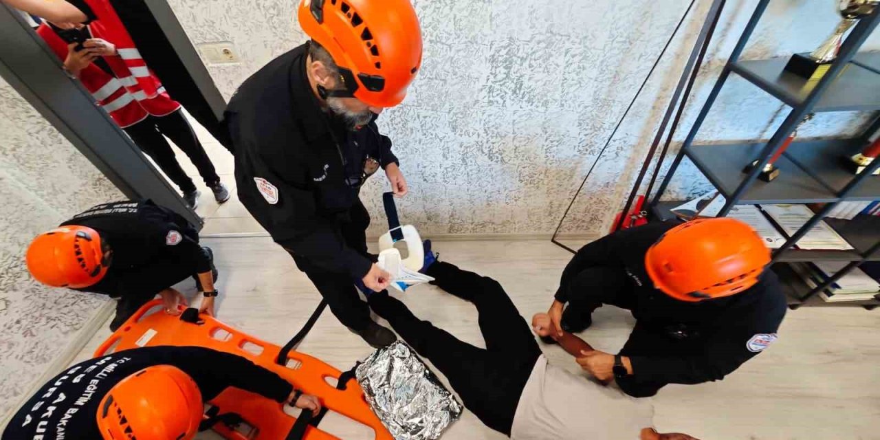 Gerçeğini Aratmayan Tatbikat
