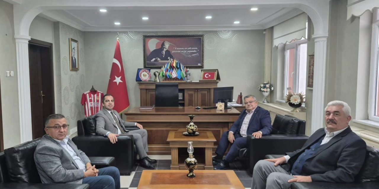Selim Yağcı'dan Kaymakam Uçar'a Ziyaret