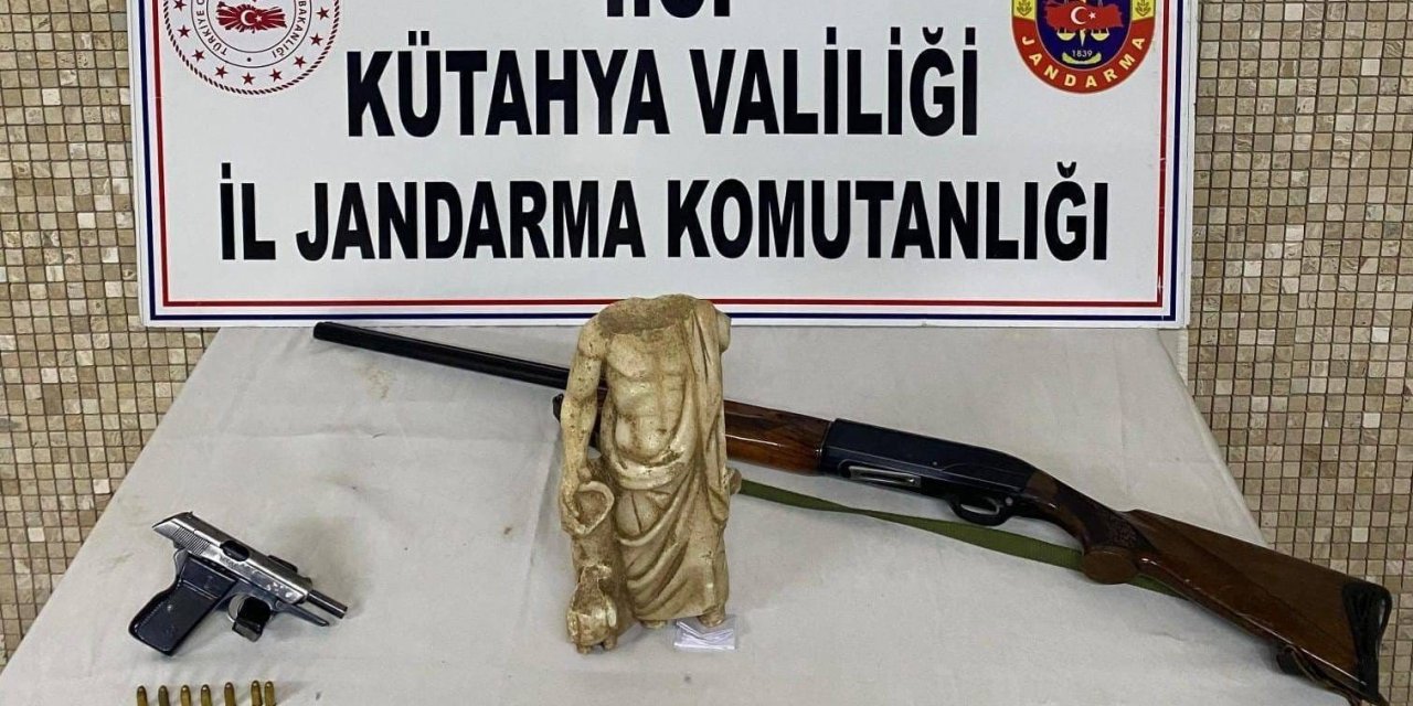 Milattan Önce 5. Yüzyıla Ait Heykel Ele Geçirildi