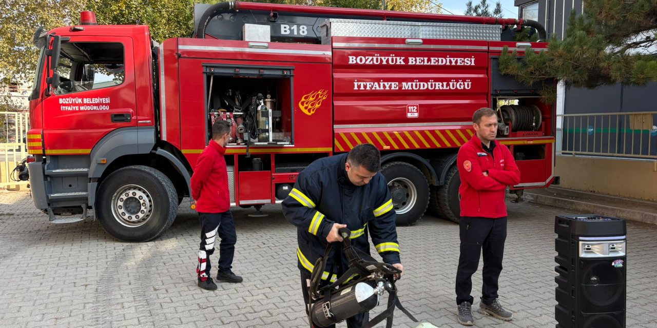 Bozüyük'te Öğrencilere Yangın Eğitimi
