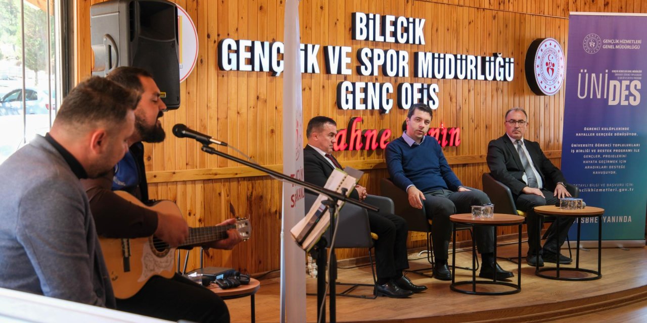 Gençlik Hizmetleri Genel Müdürü Dr. Enes Efendioğlu BŞEÜ Öğrencileri ile Buluştu