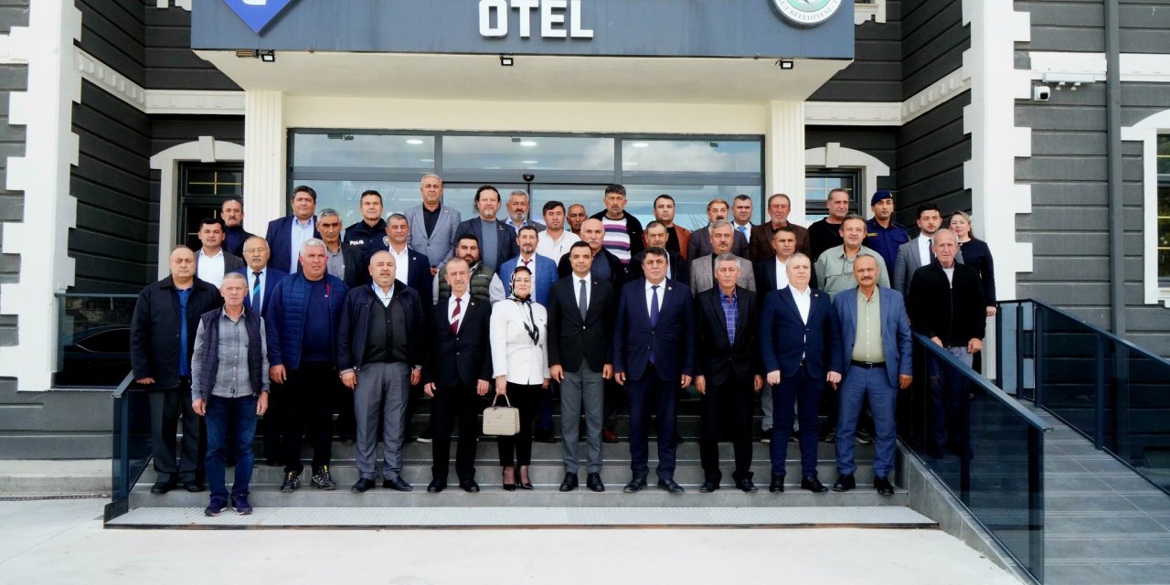 Kaymakam Yayabaşı Muhtarlarla Bir Araya Geldi