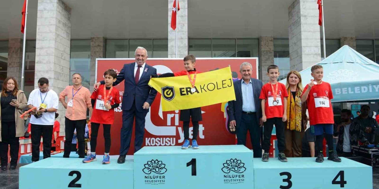 Dereceye Girenler Ödüllendirildi