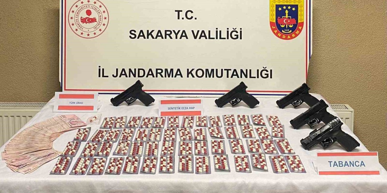 773 Sentetik Ecza Ele Geçirildi