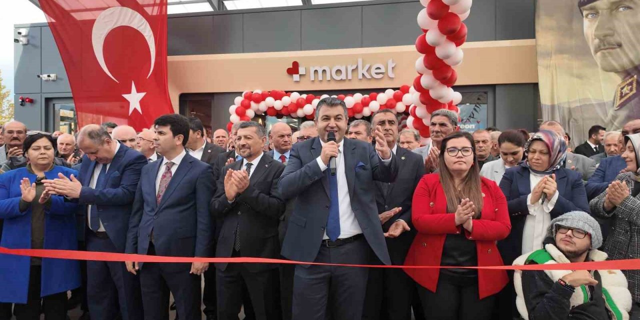 Akaryakıt İstasyonu Hizmete Girdi