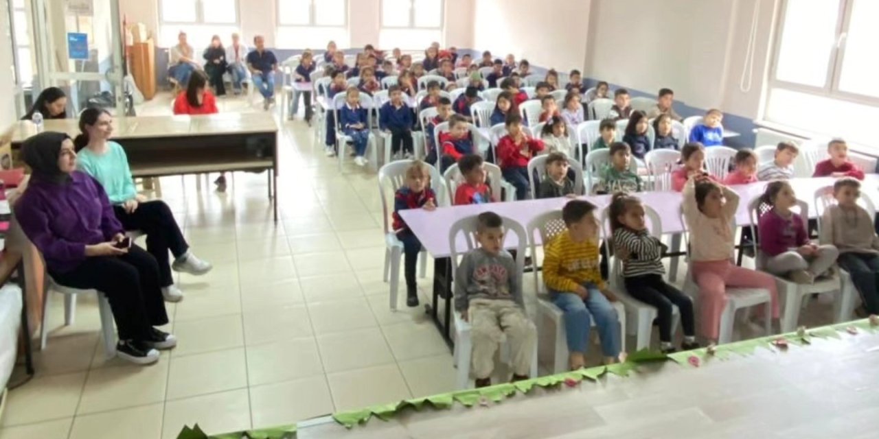Öğrenciler 112 Acil Çağrı Merkezi Hakkında Bilgilendirildi
