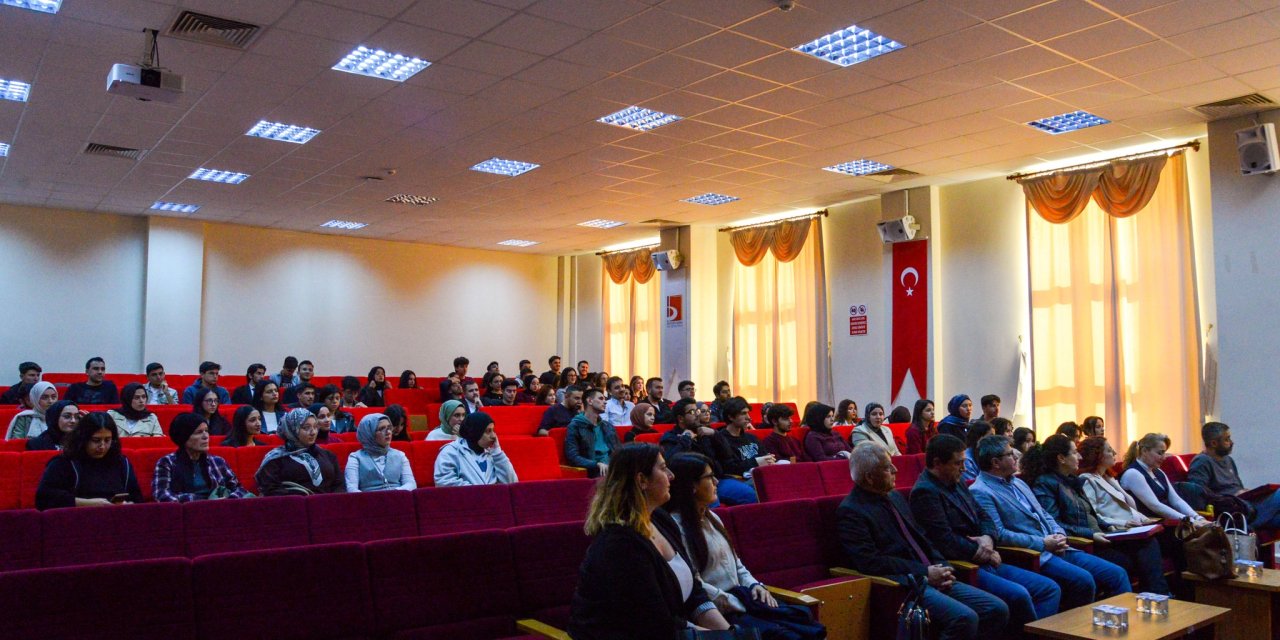 Yabancı Diller Yüksekokulu’nda sertifika töreni