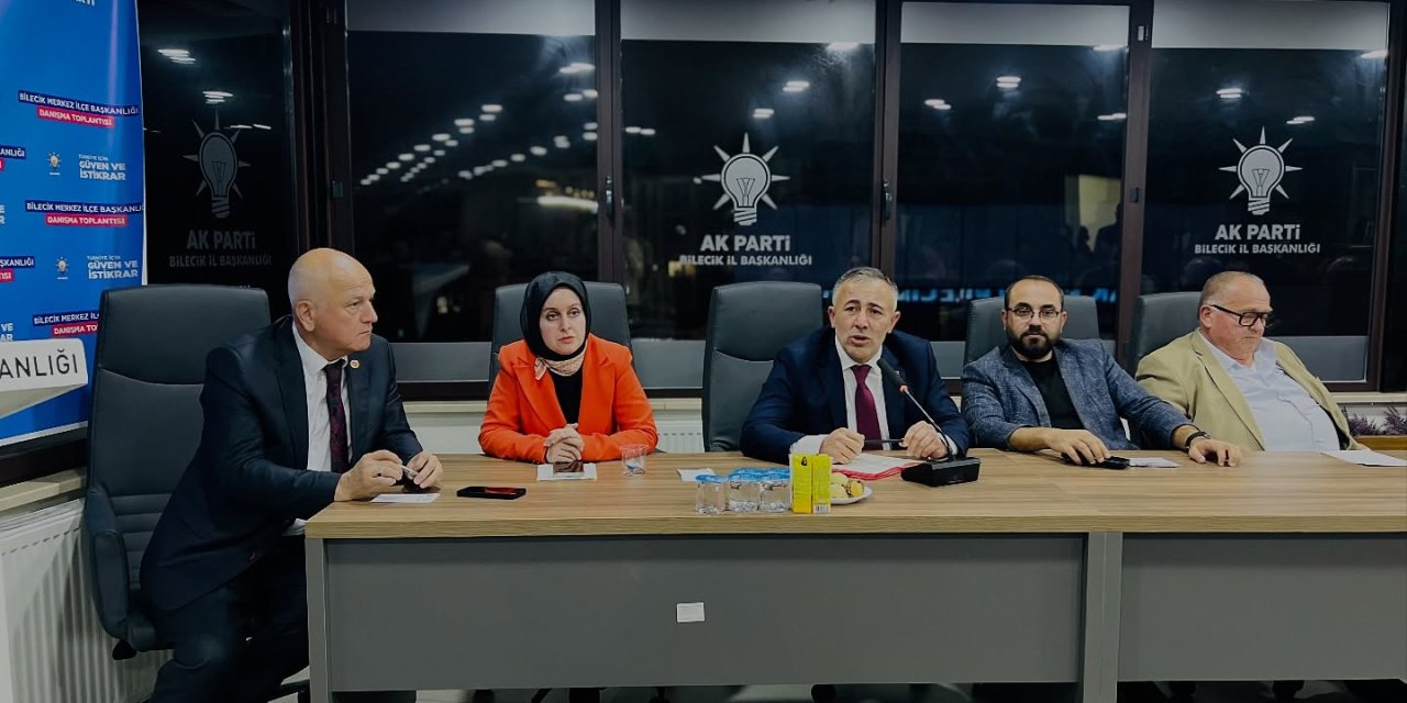 AK Parti’de Merkez İlçe Danışma Toplantısı
