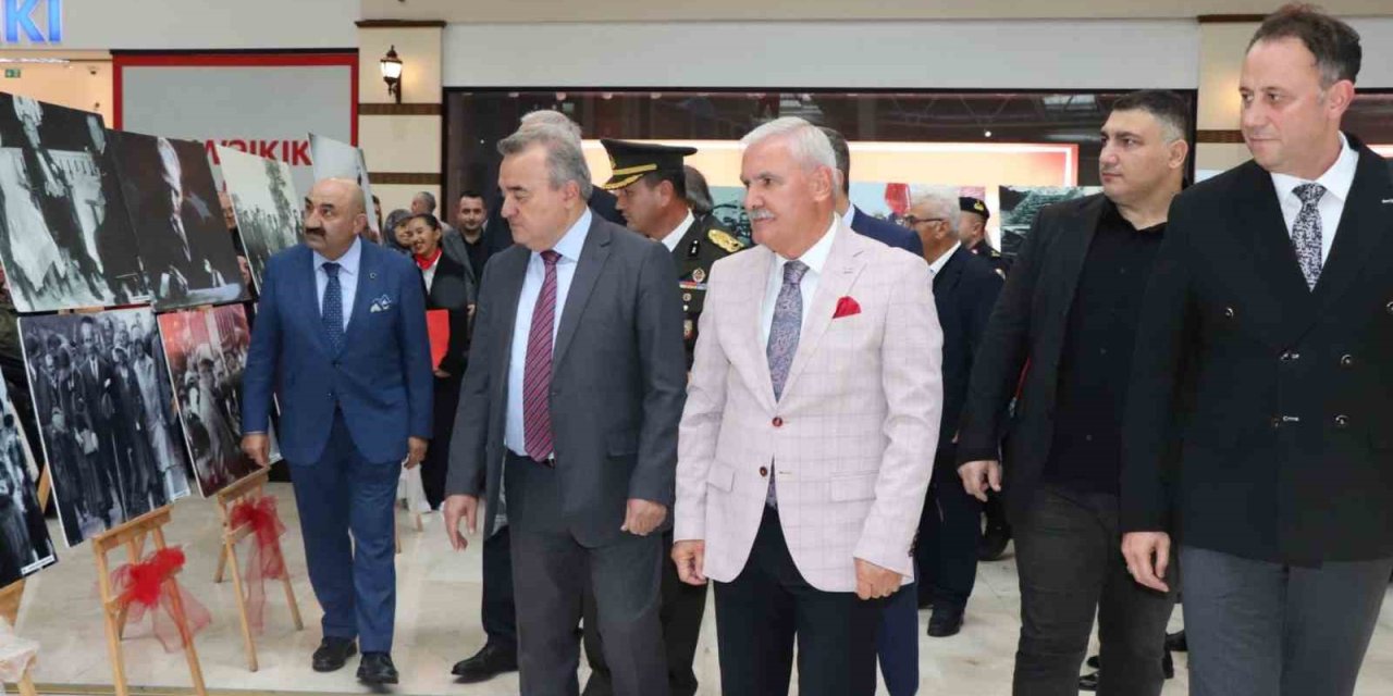 Bozüyük’te ’atatürk’ Konulu Fotoğraf Sergisi Açıldı