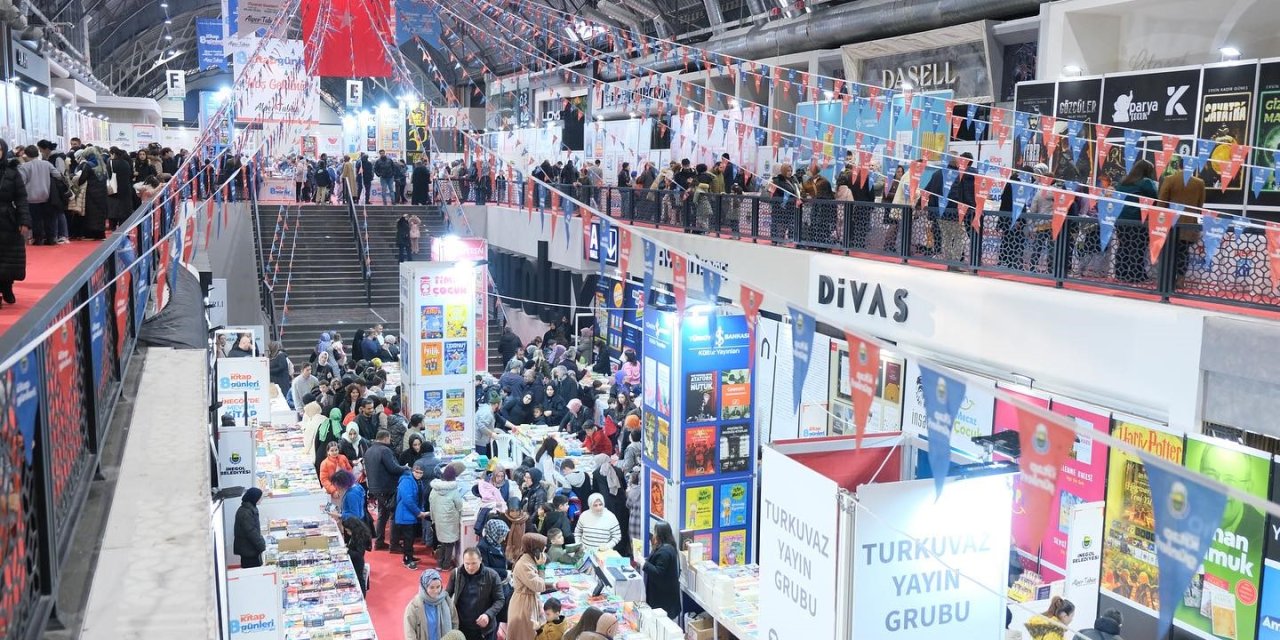 Hafta Sonu Yazarlar Geçidi Yaşanacak