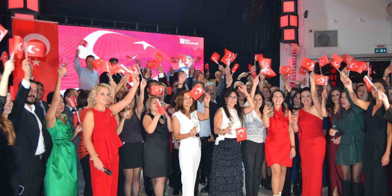 Cumhuriyet’in 102. Yılı Coşkuyla Kutlandı