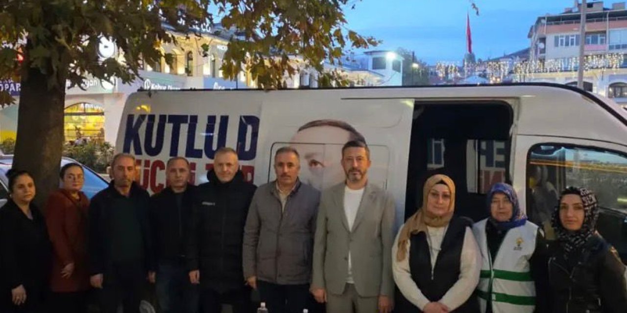 Bozüyük'te AK Parti Üye Standına Yoğun İlgi