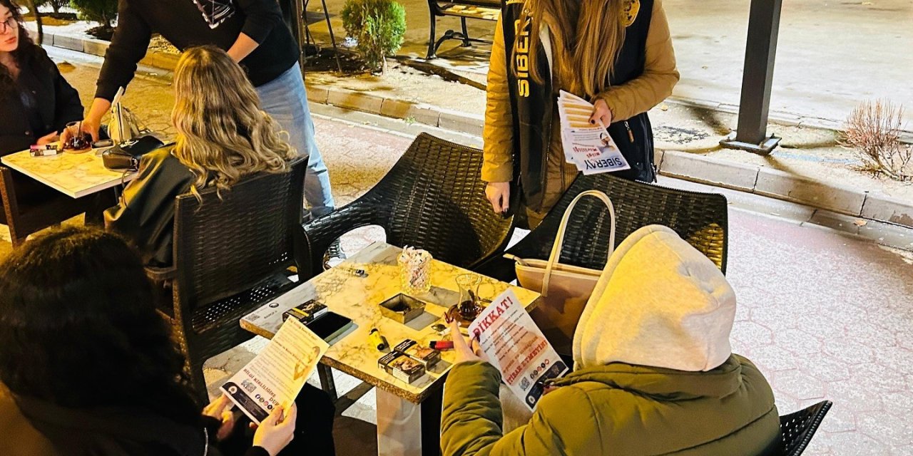 Vatandaşlar Siber Suçlara Karşı Bilgilendirildi