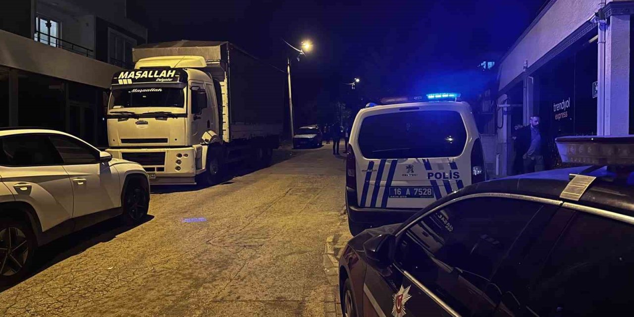 Tartıştığı Komşusunu Silahla Vurarak Ağır Yaraladı