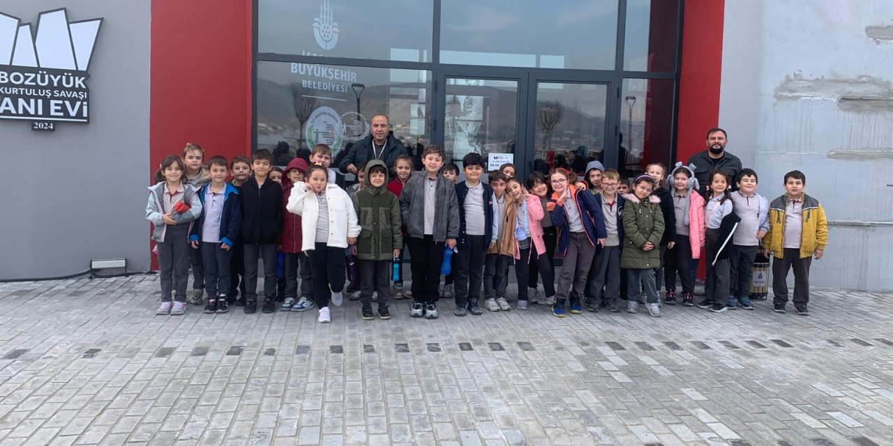 Öğrencilerden Anı Evi'ne Ziyaret