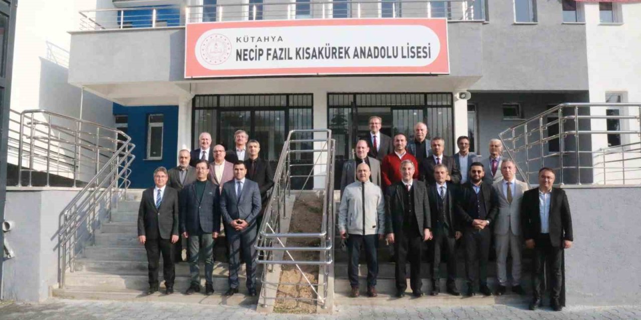 Özel Proje Uygulayan Okullar Değerlendirme Toplantısında Bir Araya Geldi