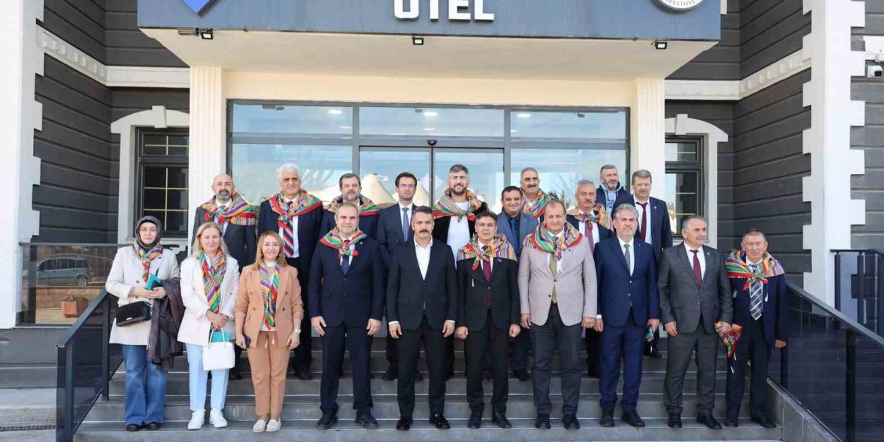 Söğüt'te İpekyolu Belediyeler Birliği Toplantısı