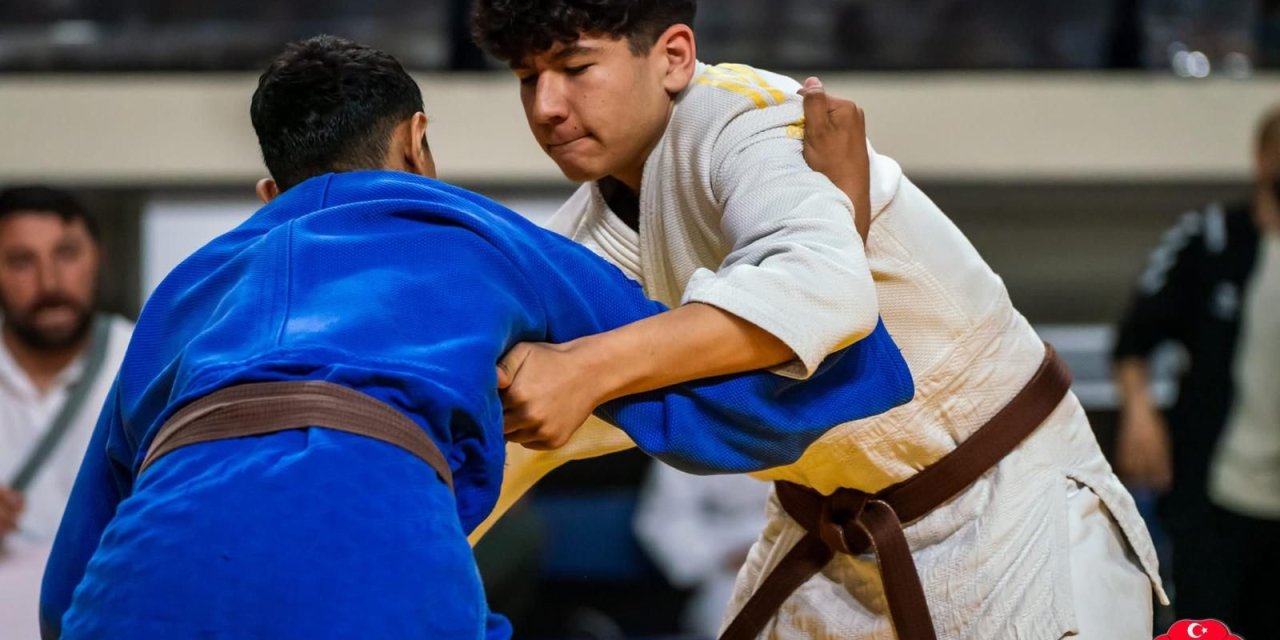 Bilecikli Sporcuya Milli Görev