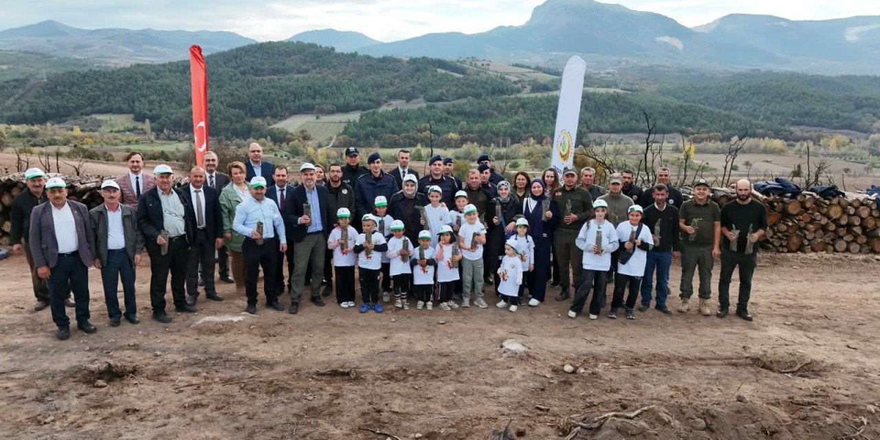 Gölpazarı'nda Fidanlar Toprakla Buluştu