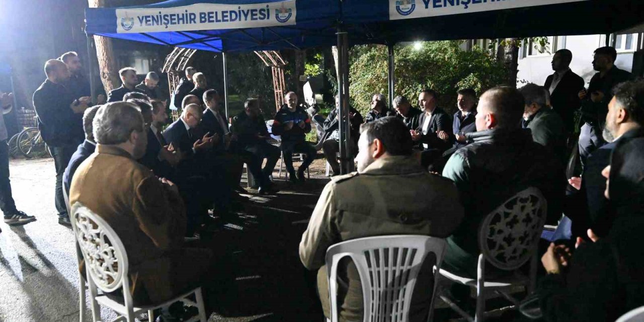 Ak Parti, Şehit Ailesini Ziyaret Etti