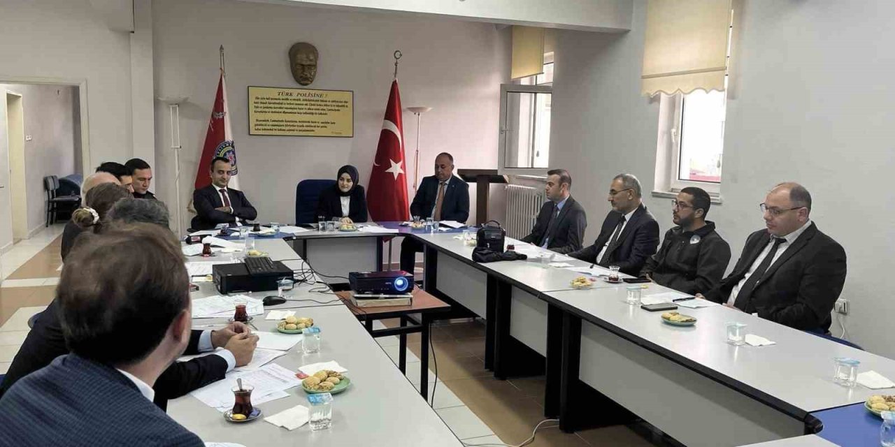 Gölpazarı’nda Bağımlılıkla Mücadele Toplantısı Yapıldı