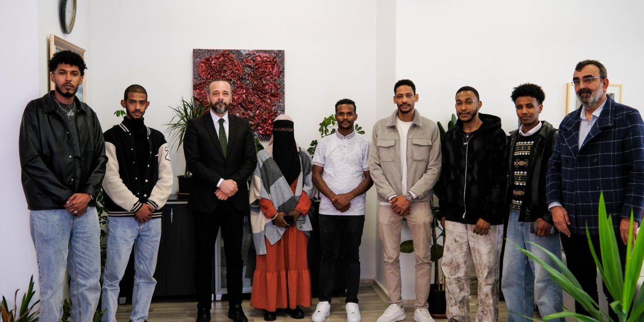 BŞEÜ Rektör Yardımcısı Yurdakul, Yabancı Uyruklu Öğrencileri Ağırladı