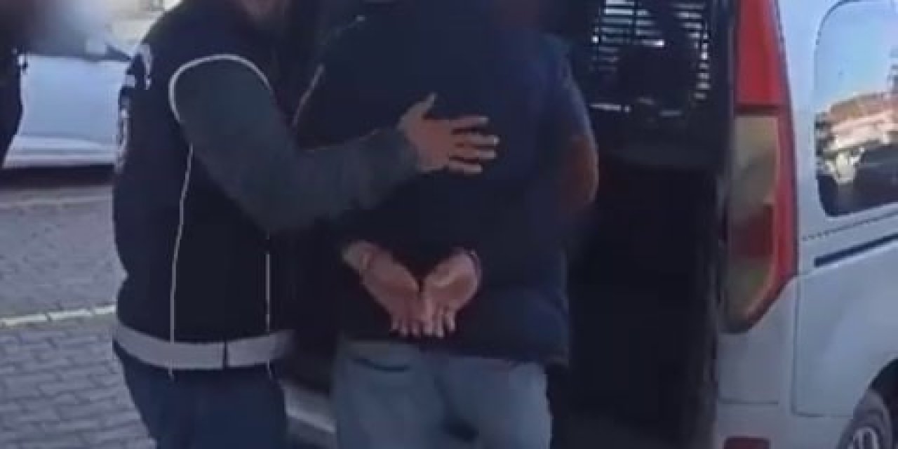 Taksiden Yolcu Yerine 3 Kaçak Göçmen Çıktı