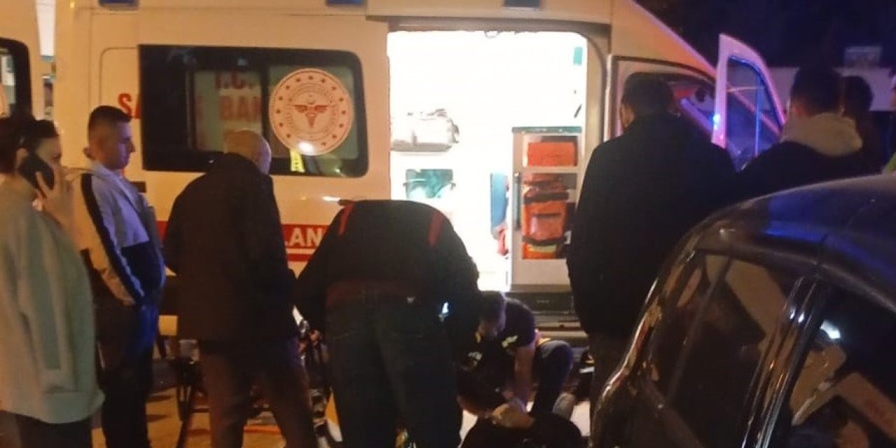 Motosiklet İle Otomobil Çarpıştı 1 Kişi Yaralandı