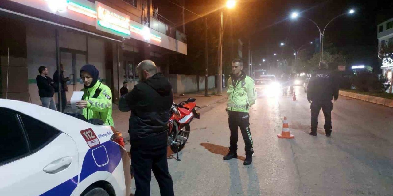 Üzerinden Ve Araçtan Uyuşturucu Çıktı