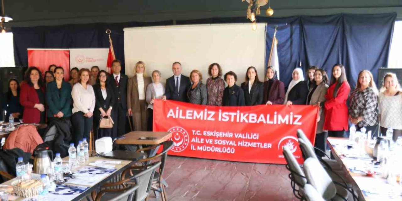 Koruyucu Aile Farkındalık Toplantısı Düzenlendi