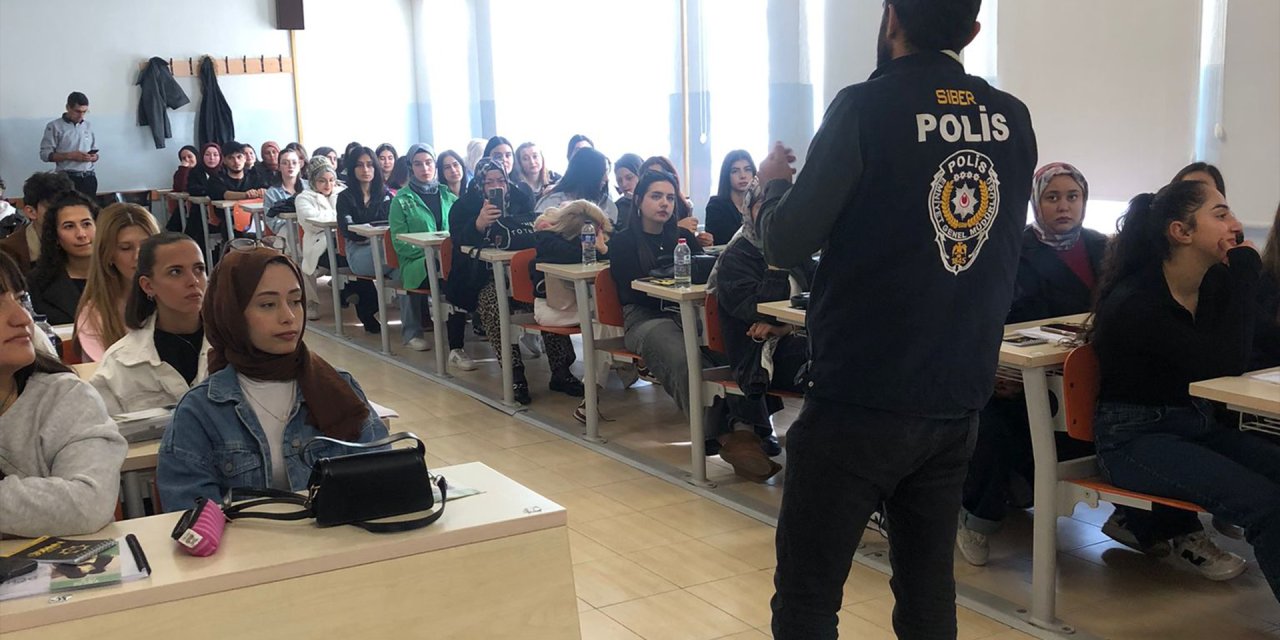 Söğüt MYO'da söyleşi