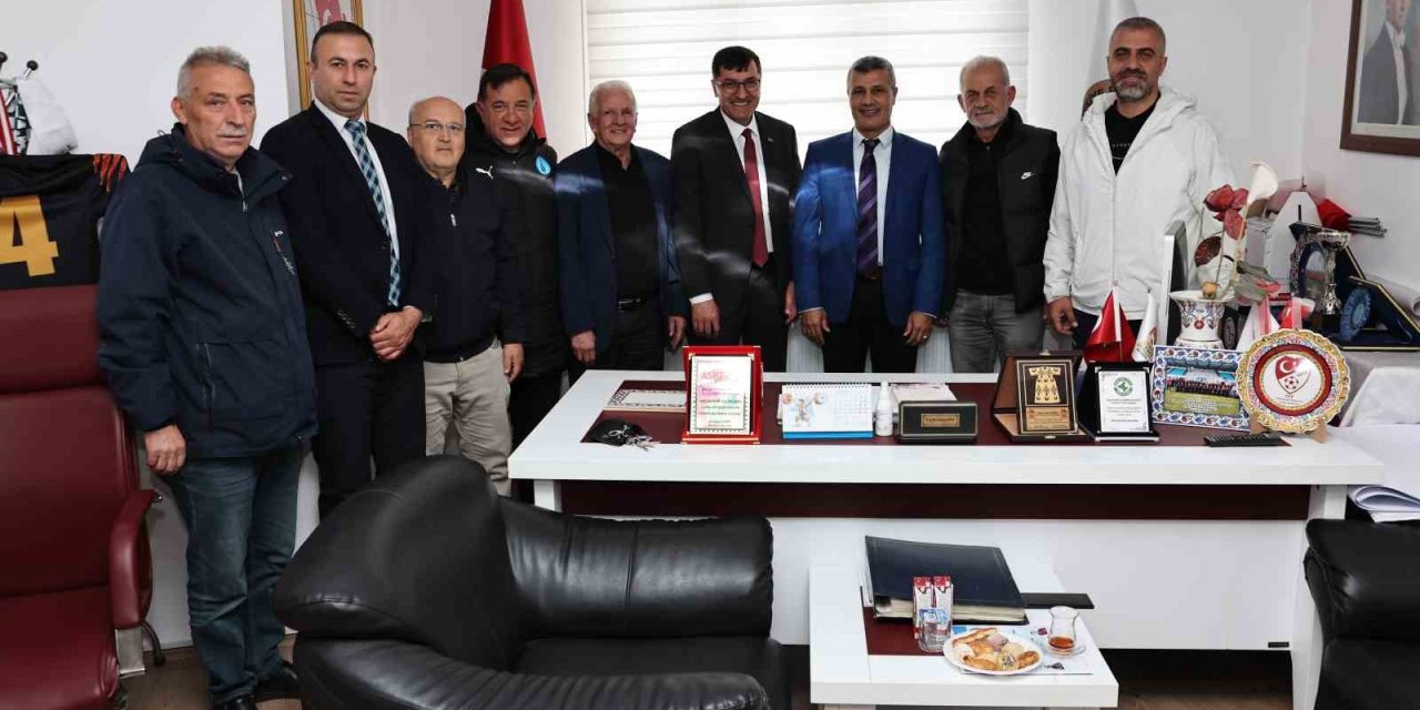 Antrenörlerin Çalışma Şartlarını Güçlendirecek Projeler Ele Alındı