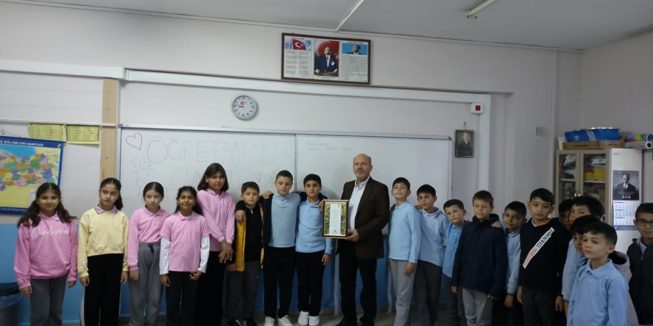 Öğrencilerden öğretmenlerine anlamlı hediye