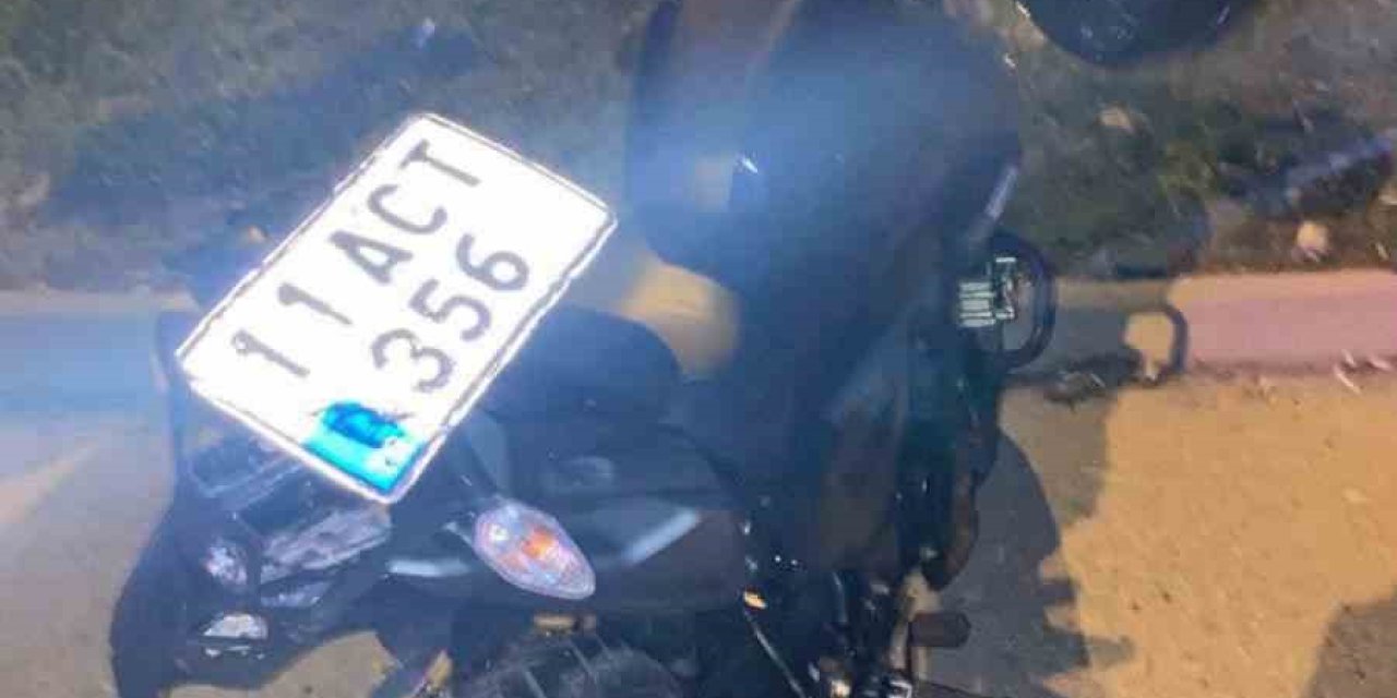 Motosikletler Çarpıştı! Sürücüleri Yaralandı