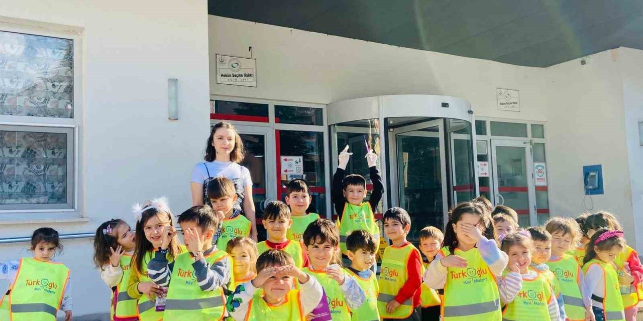 Minikler Diş Hastanesinde Eğitici Geziye Katıldı