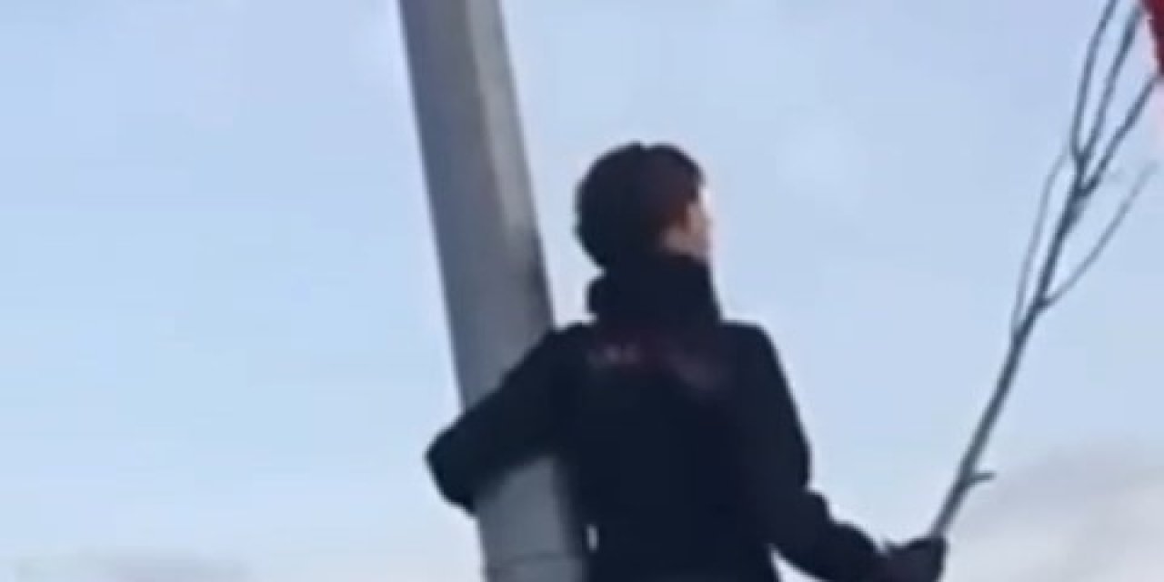 Çocukların Bayrak Hassasiyeti Duygulandırdı