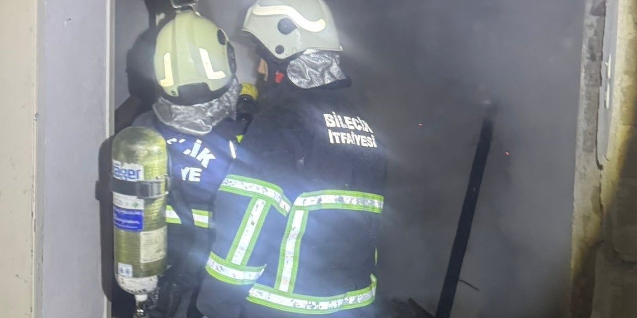 Metruk Binada Yangın Çıktı