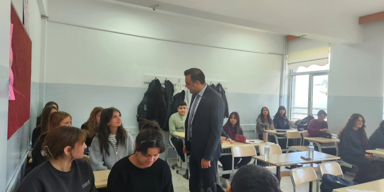 Kaymakam Yayabaşı Öğrencilerle Buluştu