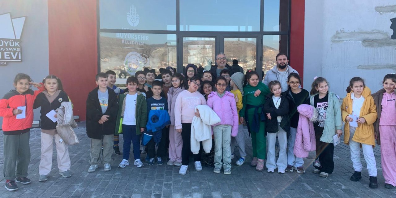 Öğrencilerden Anı Evi'ne Ziyaret