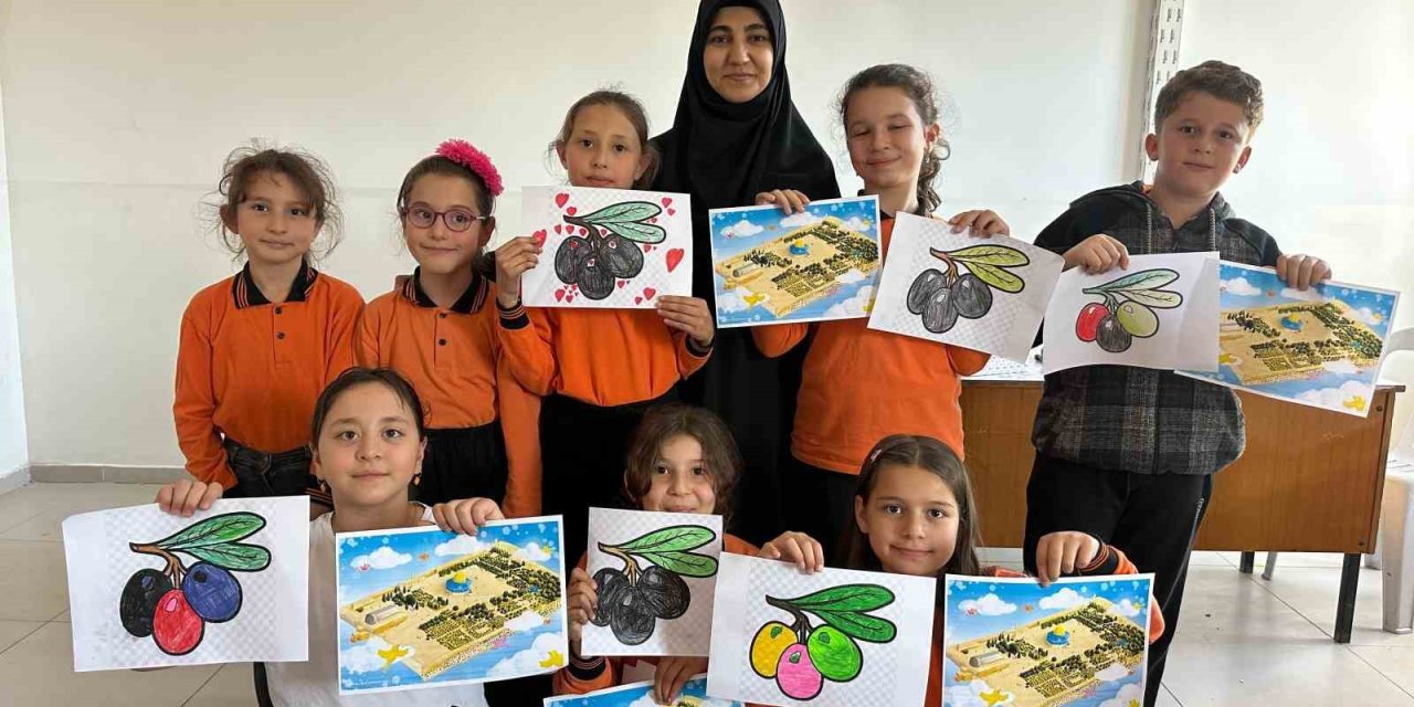 "Hepimiz Biraz Mescid-i Aksalıyız" İsimli Anne-çocuk Atölyesi Etkinliği Düzenlendi