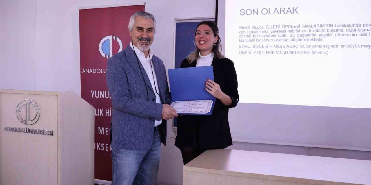 ‘Yaşlılıkta Egzersiz Ve Kronik Hastalıklar’ Konulu Konferans Gerçekleştirildi