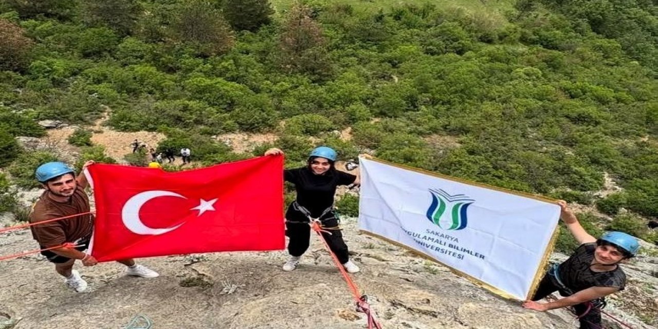 8 Öğrenci Topluluğuna Ünides Desteği