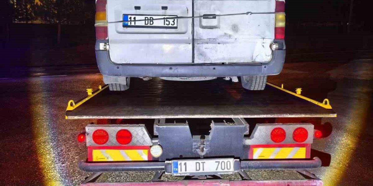 Yakalaması Olan Araç Otoparka Çekildi