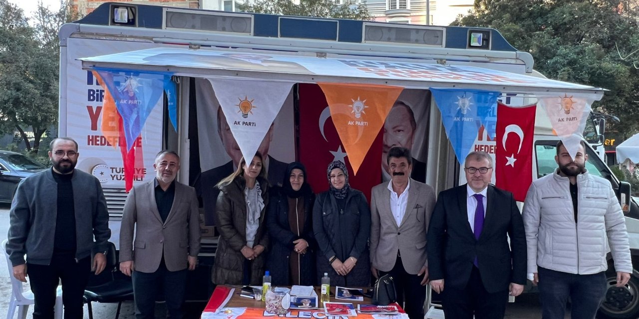 AK Parti Üye Standına Yoğun İlgi