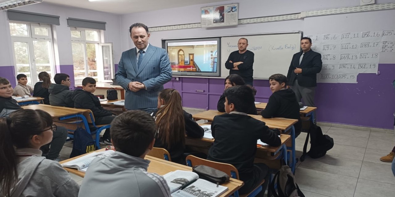 Müdür Çetinkaya Öğrencilerle Bir Araya Geldi