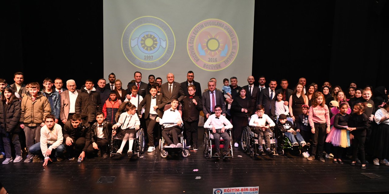 Dünya Engelliler Günü'nde Bozüyük'te Farkındalık Programı
