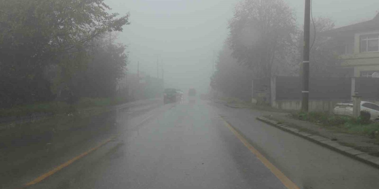 Sis Görüş Mesafesini 50 Metreye Düşürdü