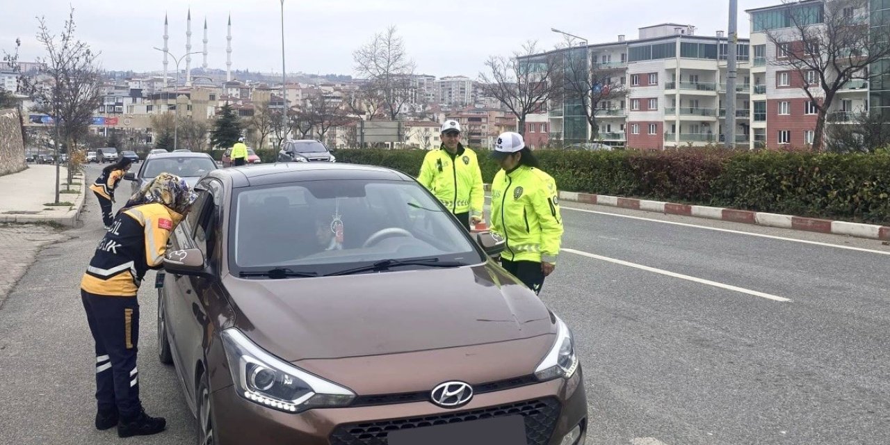 Ambulansa Yol Ver Uyarısı Yapıldı