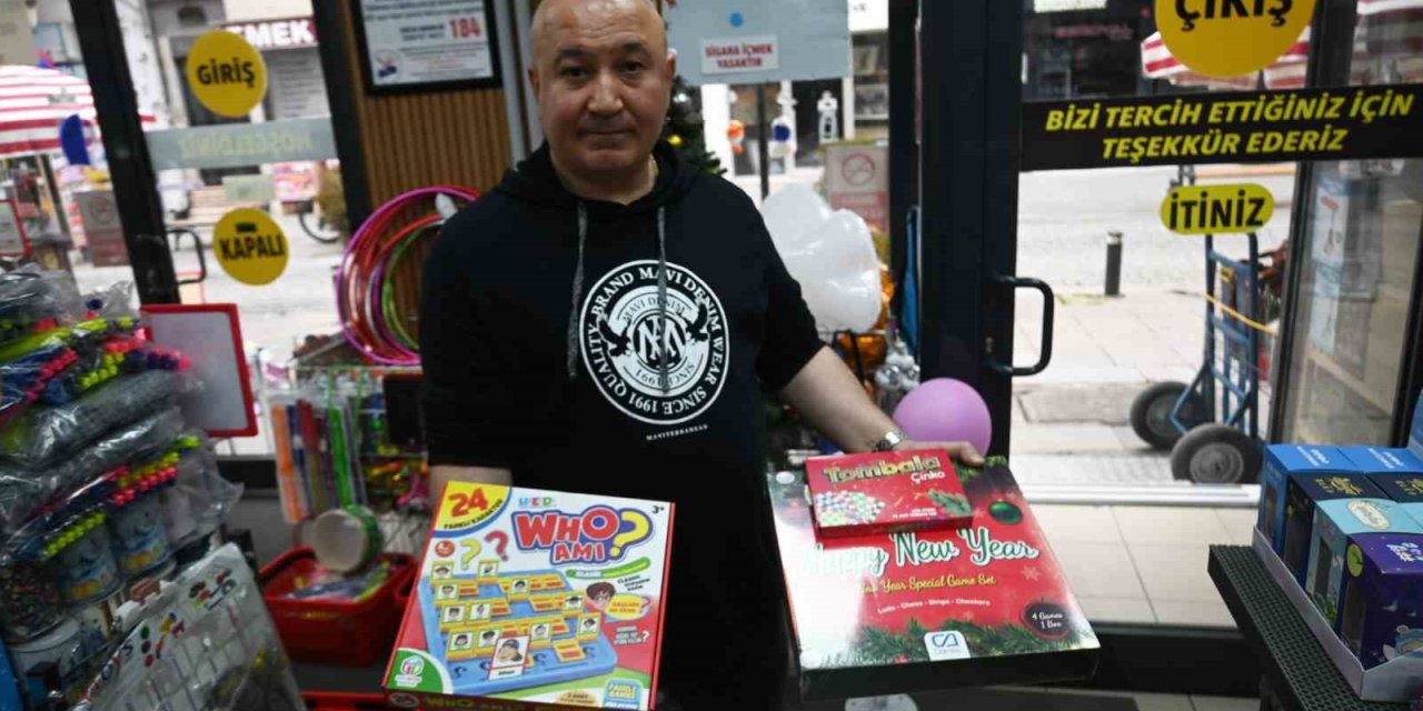 Yılbaşı Öncesi Hediyelik Eşya Ve Süsleme Talebi Arttı